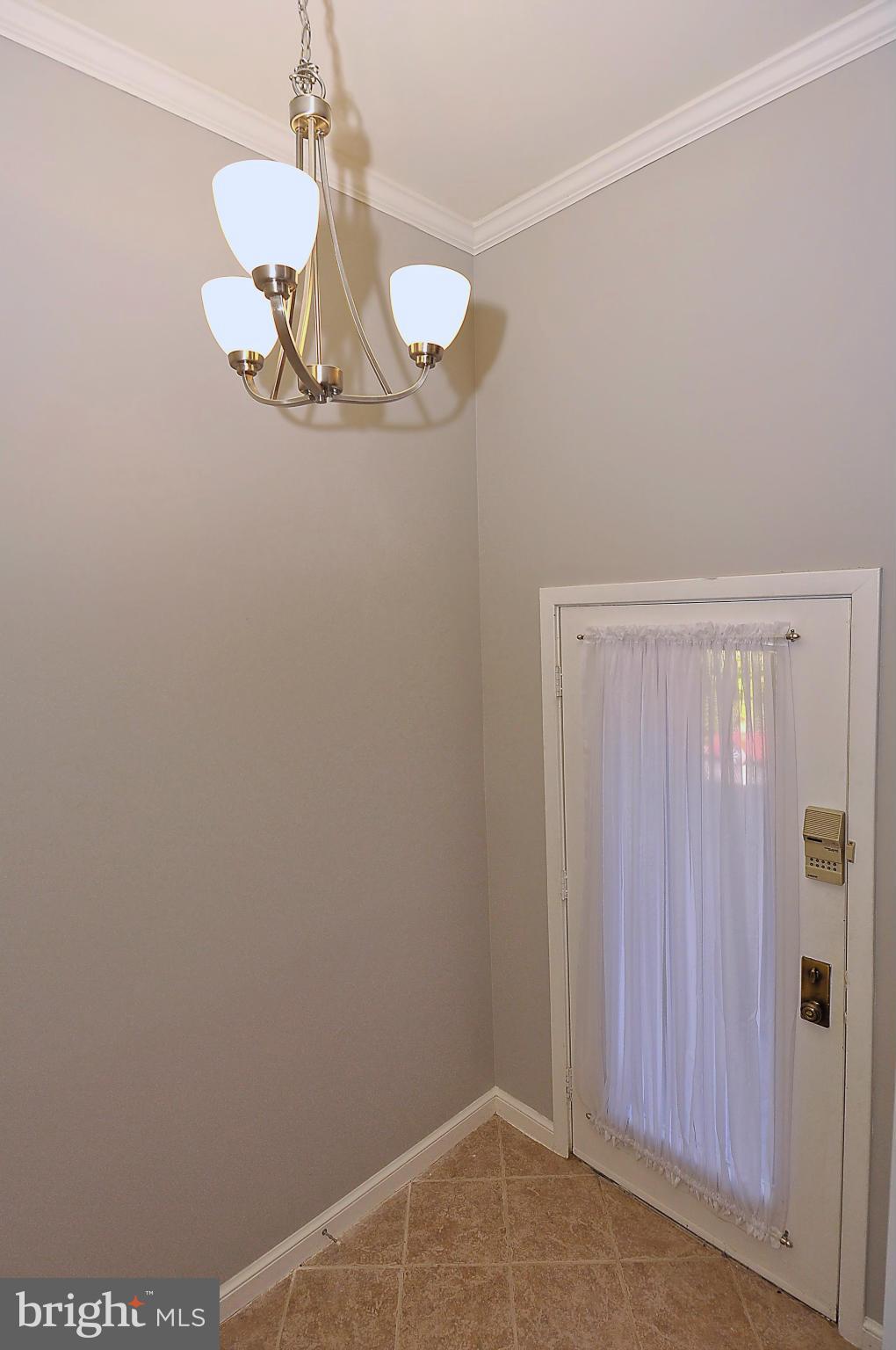 1624 Apricot Court Reston, VA 20190 - Photo 10 of 23 Interior (General)