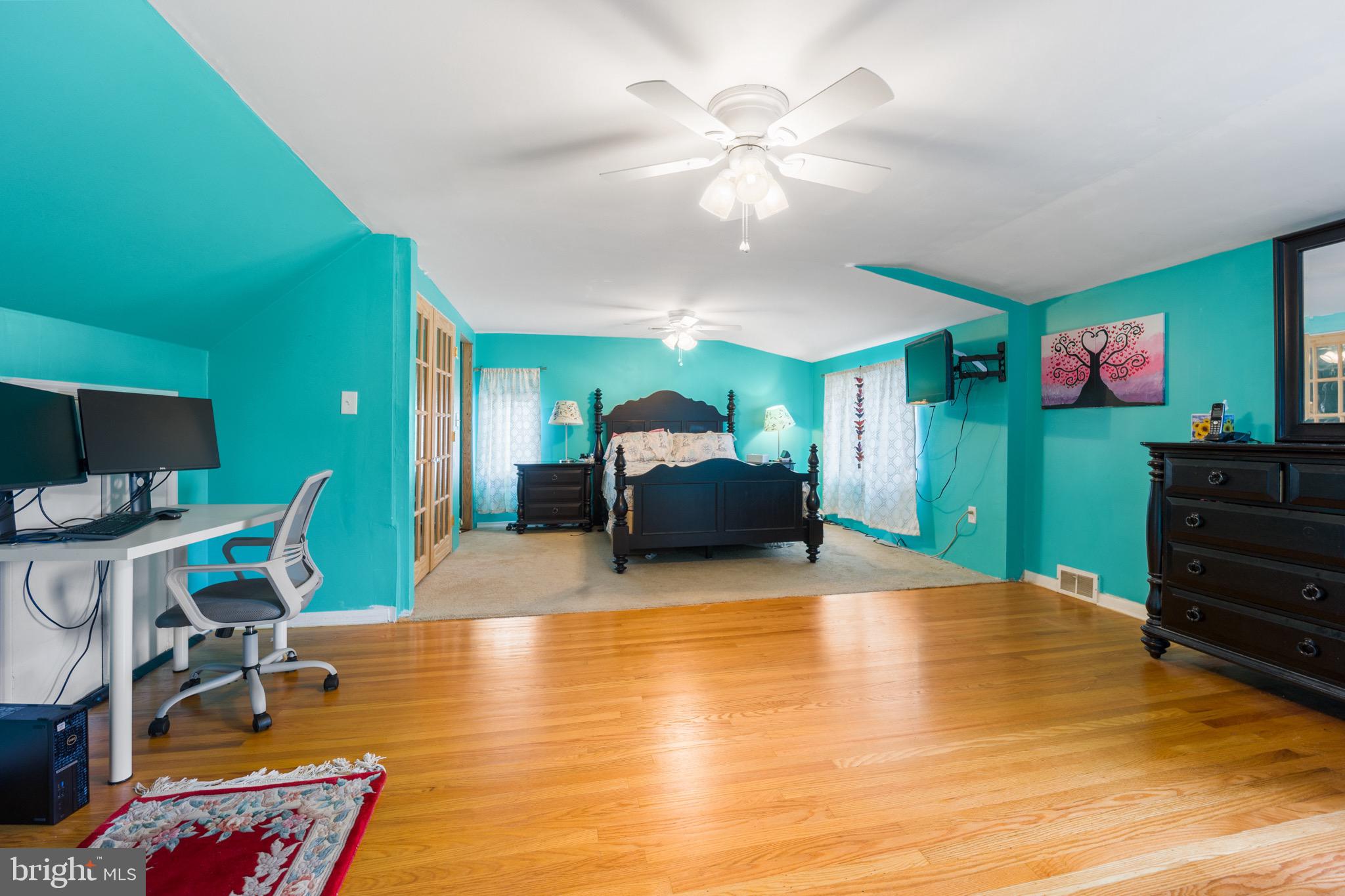 8571 Old Line Road Philadelphia, PA 19128 - Photo 23 of 38 Owner's Bedroom