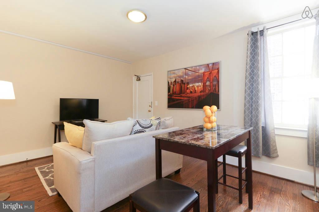 1728 Swann Street Northwest, Unit 2 Washington, DC 20009 - Photo 3 of 8