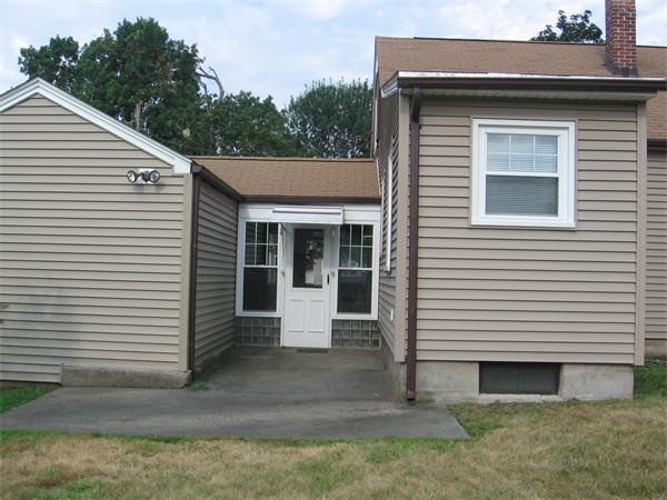 117 Oregon Street Springfield, MA 01118 - Photo 11 of 12