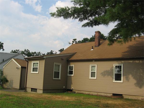 117 Oregon Street Springfield, MA 01118 - Photo 10 of 12