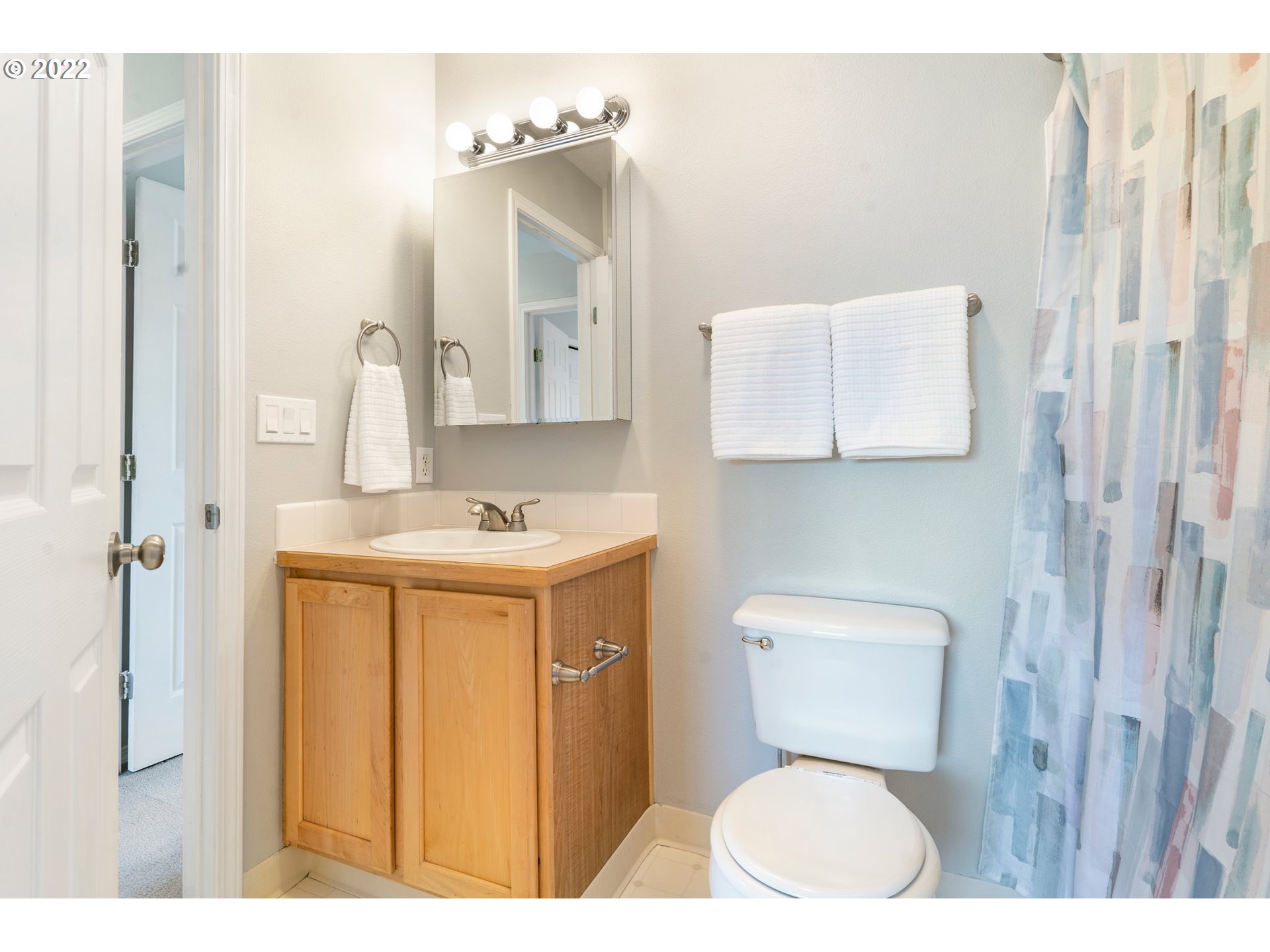 255 North 18th Street, Unit 15 St. Helens, OR 97051 - Photo 15 of 31 Attached Bathroom