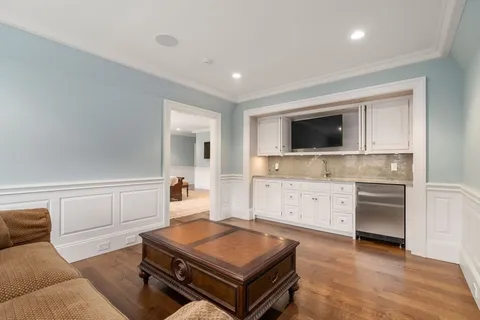 $5,750,000 | 50 Oxbow Road, Needham, MA 02492