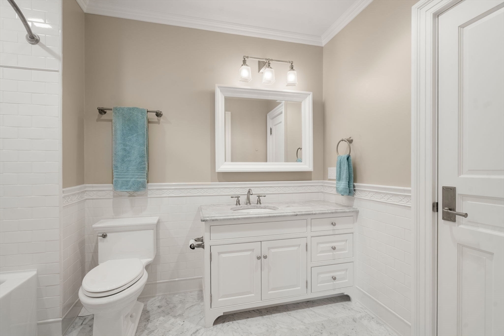 50 Oxbow Road Needham, MA 02492 - Photo 19 of 33