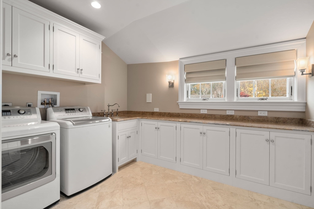 50 Oxbow Road Needham, MA 02492 - Photo 21 of 33
