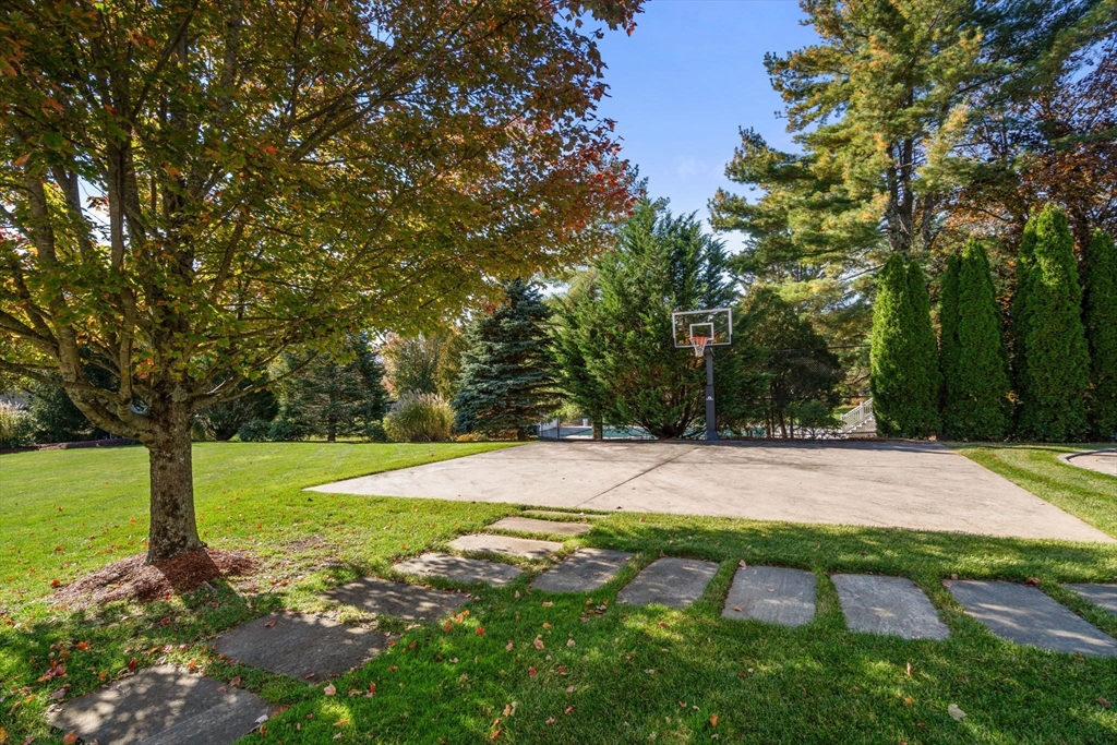 50 Oxbow Road Needham, MA 02492 - Photo 29 of 33