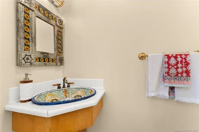 $325,000 | 915 Tanglewood Drive, Lake Charles, LA 70611