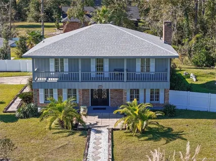 $325,000 | 915 Tanglewood Drive, Lake Charles, LA 70611