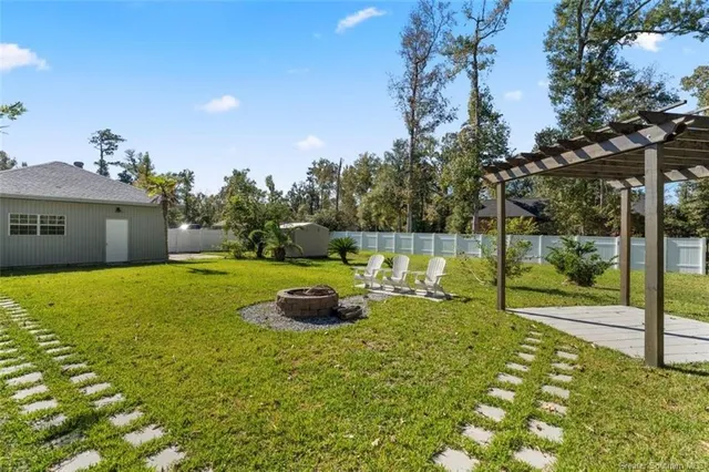 $325,000 | 915 Tanglewood Drive, Lake Charles, LA 70611