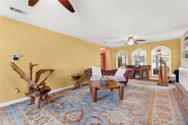 $325,000 | 915 Tanglewood Drive, Lake Charles, LA 70611