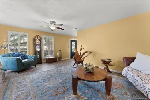 $325,000 | 915 Tanglewood Drive, Lake Charles, LA 70611