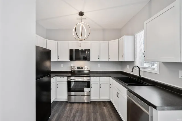 $205,000 | 412 East Poplar Street, Kokomo, IN 46902