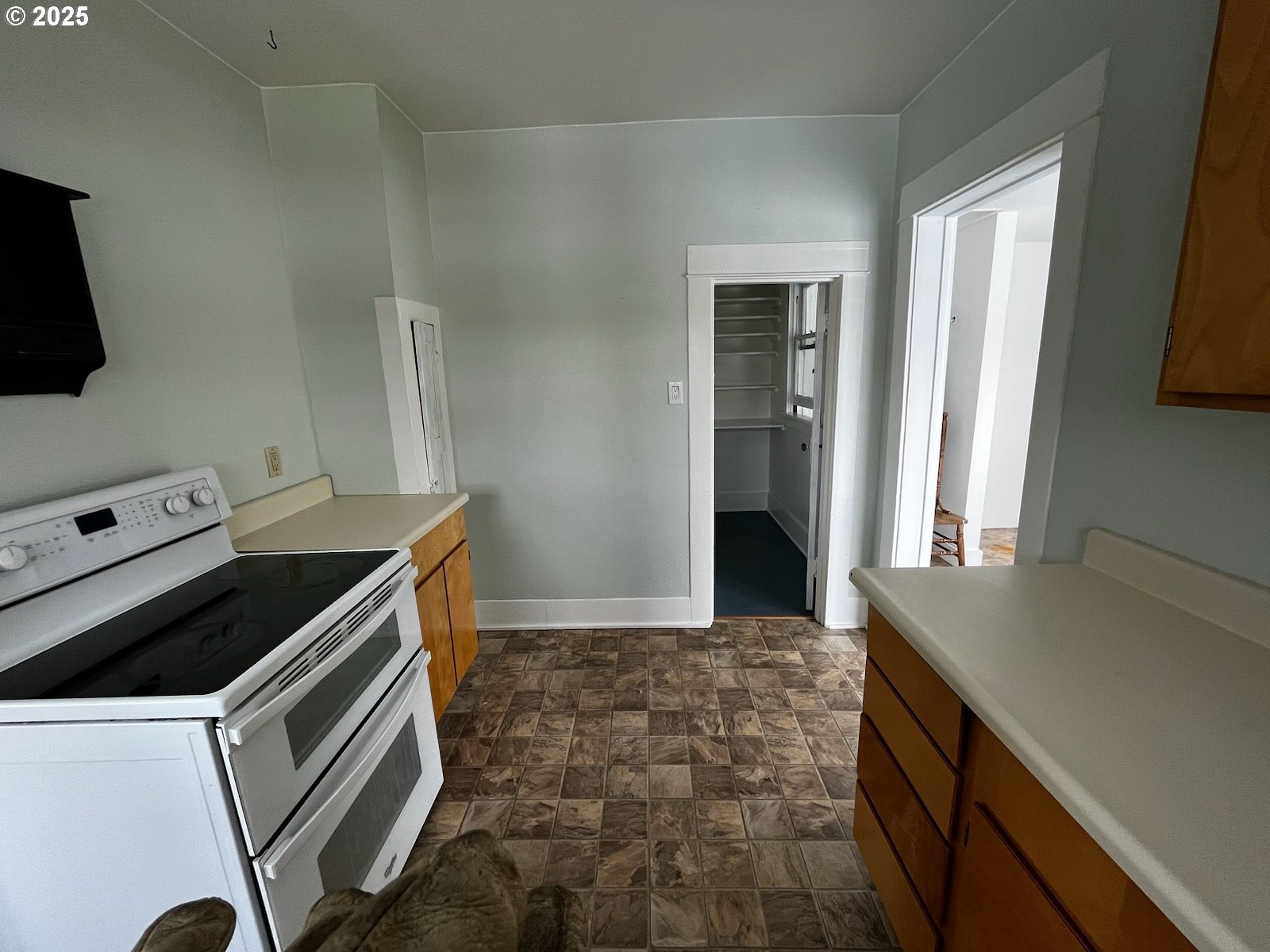 604 Southwest 2nd Street Enterprise, OR 97828 - Photo 9 of 20 Kitchen