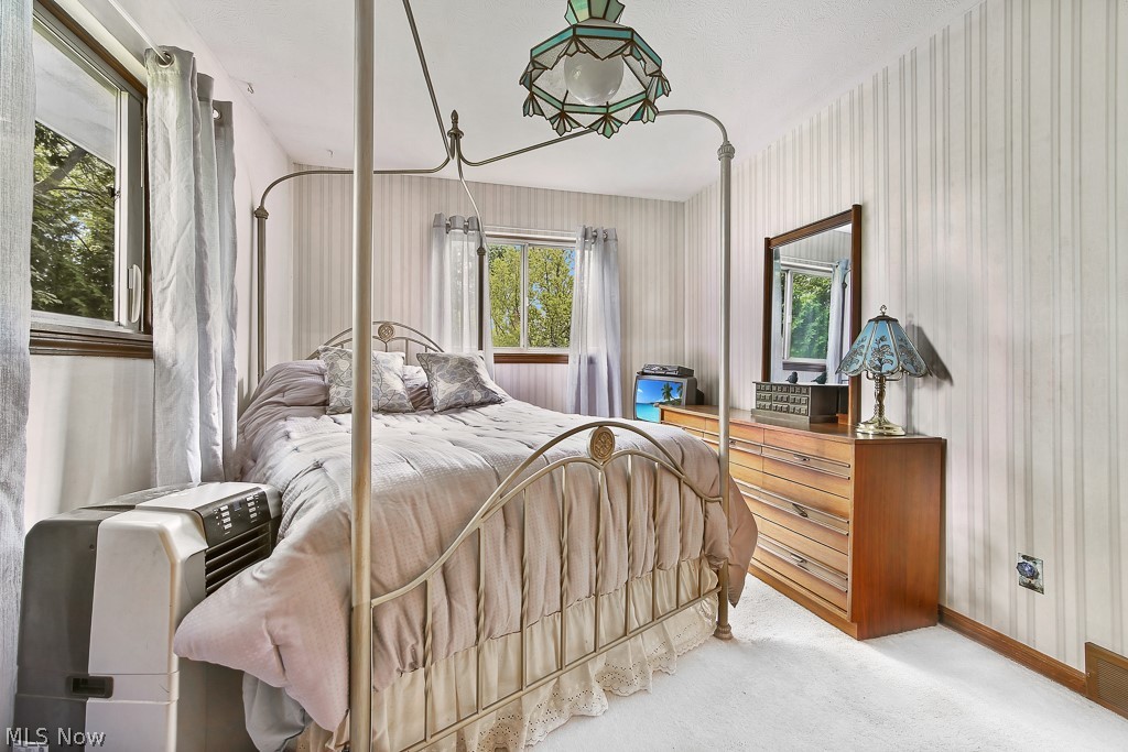 19203 Howe Road Strongsville, OH 44136 - Photo 14 of 35