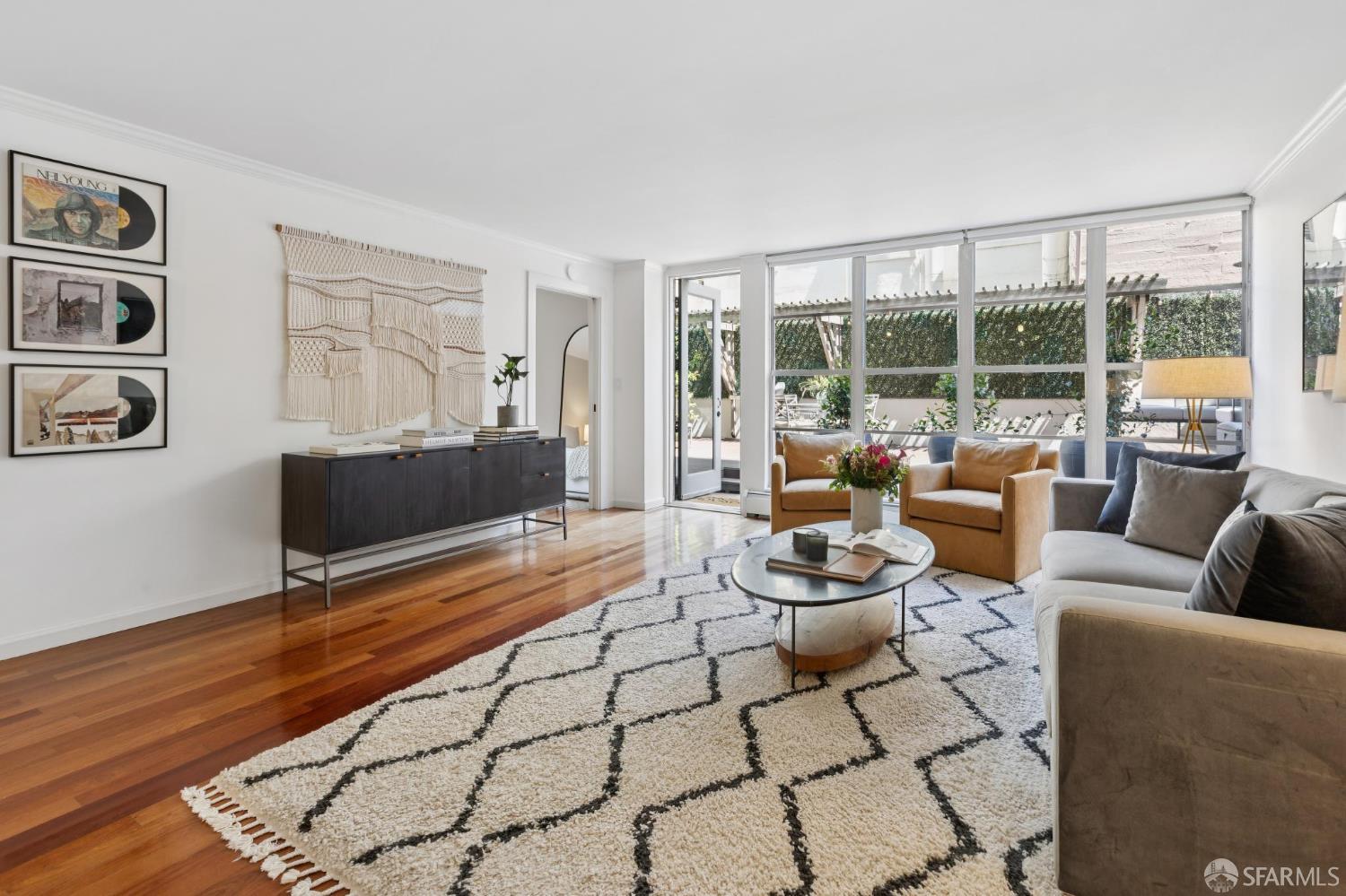 2040 Franklin Street, Unit 502 San Francisco, CA 94109 - Photo 5 of 39