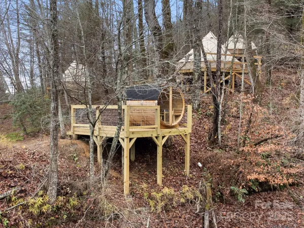 $799,000 | 186 L Meece Road, Rosman, NC 28772