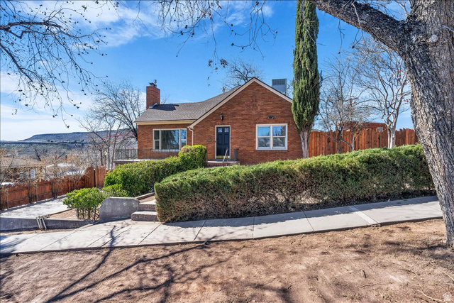 239 North Main Street St. George, UT 84770 - Photo 4 of 30