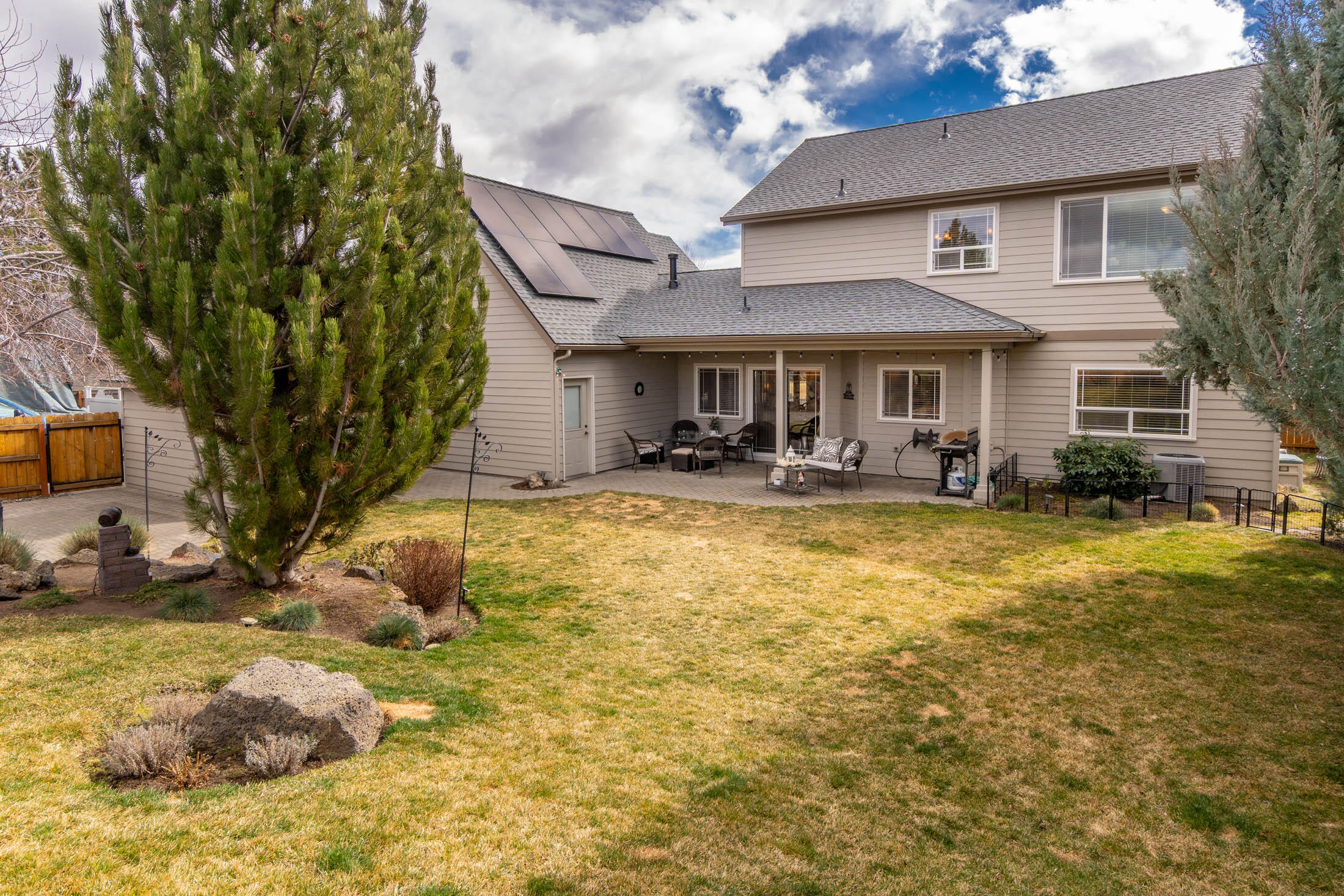 3343 Northeast Stonebrook Loop Bend, OR 97701 - Photo 32 of 58 3343 NE Stone Brook Loop_0036