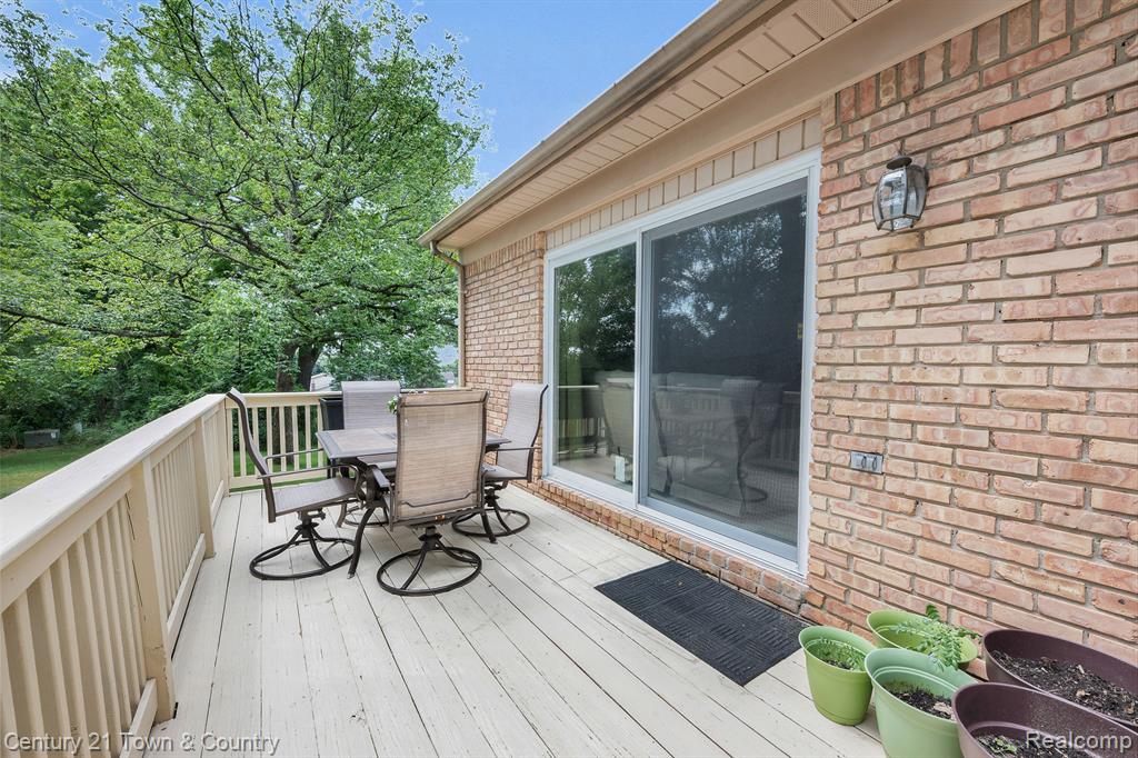 3660 Old Tree Court Rochester Hills, MI 48309 - Photo 34 of 41