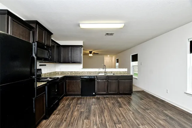 $1,655 | 104 Independence Avenue, Liberty Hill, TX 78642