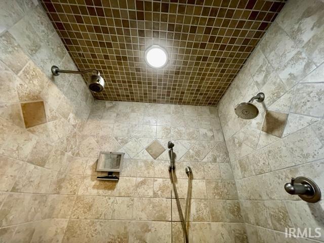 1849 South Knightridge Road Bloomington, IN 47401 - Photo 17 of 36 Gallery Image 17