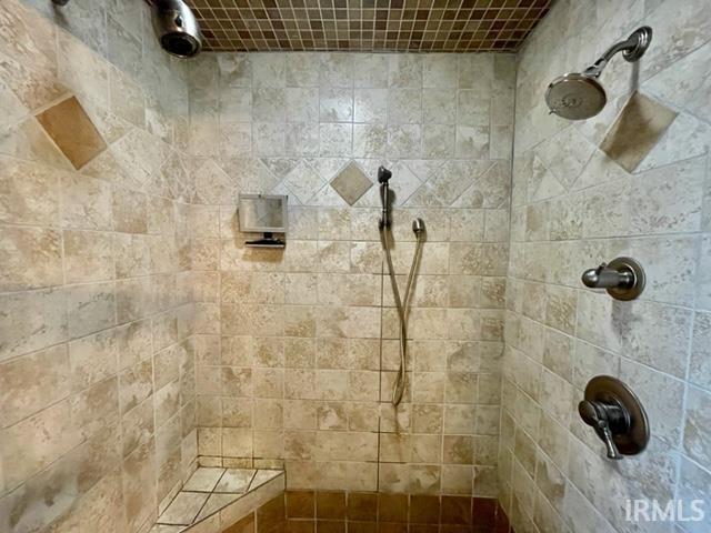 1849 South Knightridge Road Bloomington, IN 47401 - Photo 18 of 36 Gallery Image 18