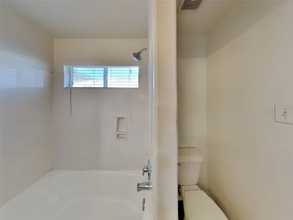 $1,960 | 9514 Chapelstone Court, Houston, TX 77044