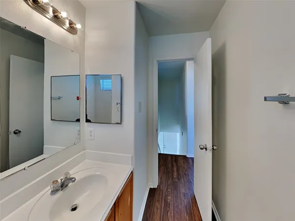 $1,960 | 9514 Chapelstone Court, Houston, TX 77044