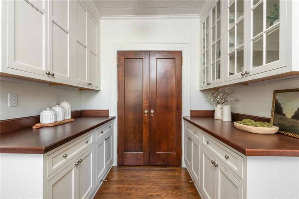 1196 Fairview Road Northeast Atlanta, GA 30306 - Photo 20 of 96