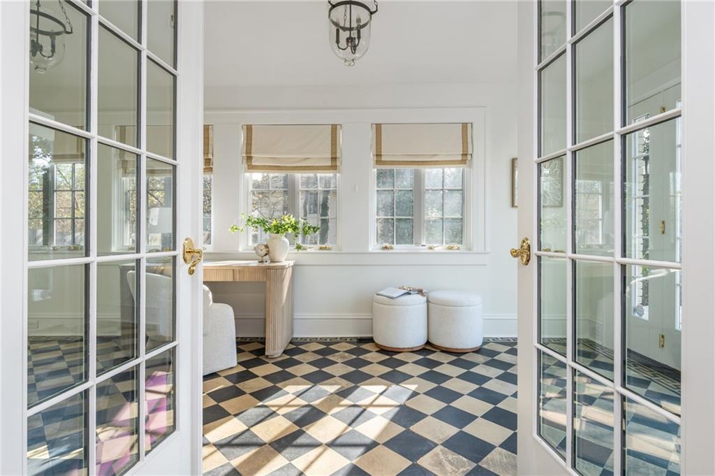 1196 Fairview Road Northeast Atlanta, GA 30306 - Photo 32 of 96