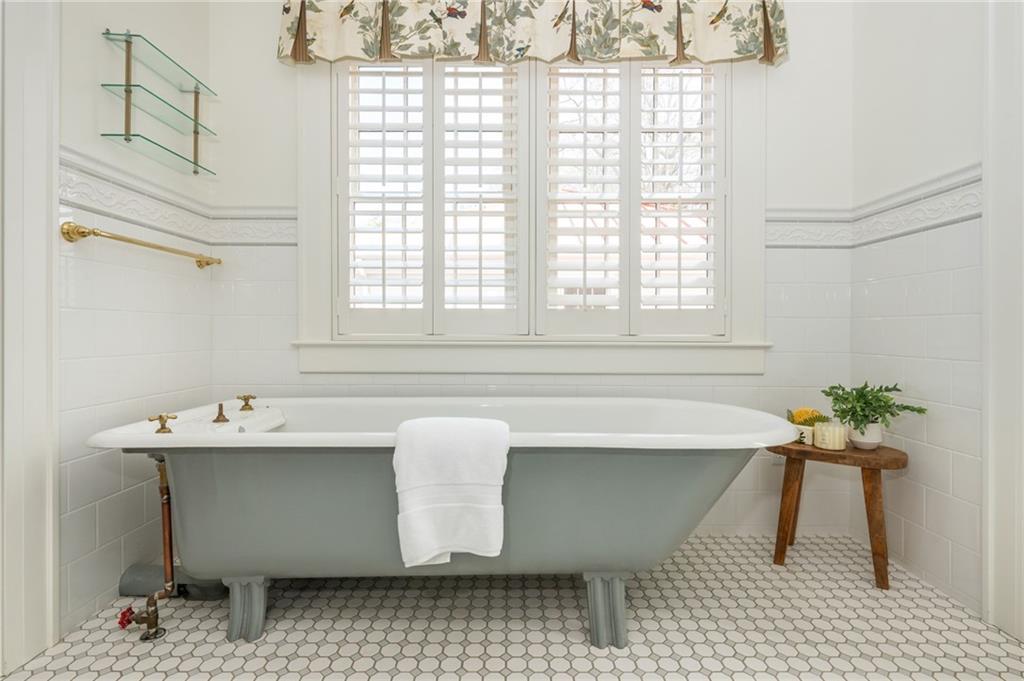 1196 Fairview Road Northeast Atlanta, GA 30306 - Photo 52 of 96