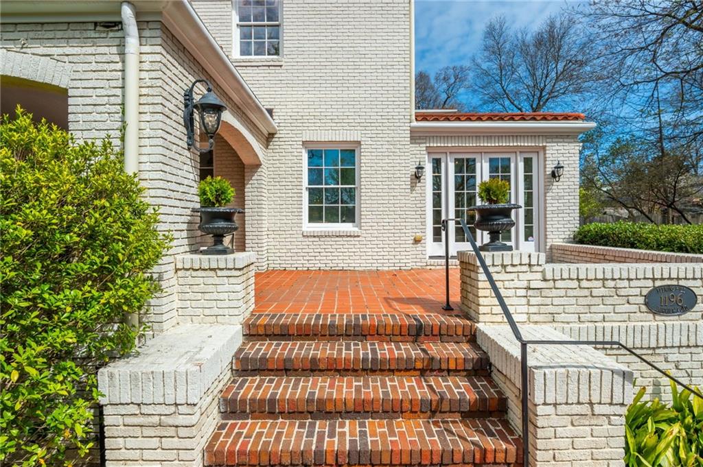 1196 Fairview Road Northeast Atlanta, GA 30306 - Photo 6 of 96