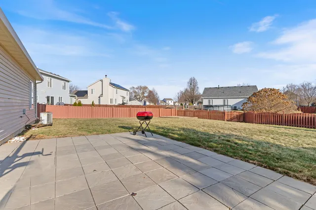 a view of an outdoor space