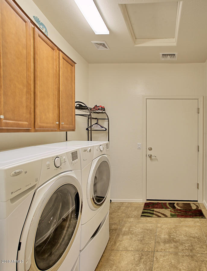 3071 East Ridgewood Lane Gilbert, AZ 85298 - Photo 13 of 24 Laundry