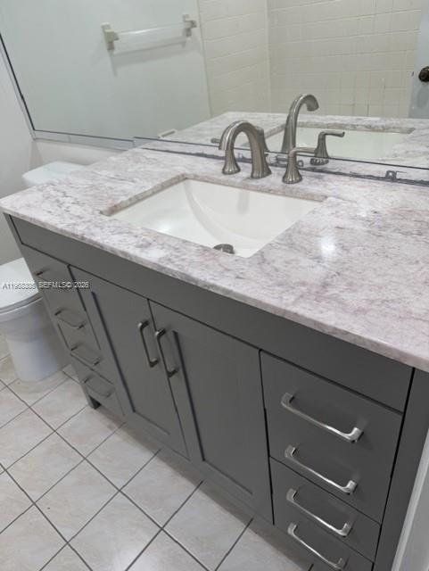 9370 Southwest 8th Street, Unit 418 Boca Raton, FL 33428 - Photo 7 of 19 a bathroom with a sink and vanity