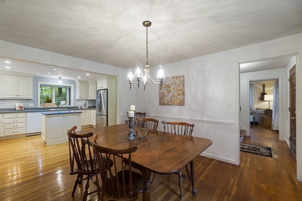 9 Perkins Circle Topsfield, MA 01983 - Photo 12 of 40