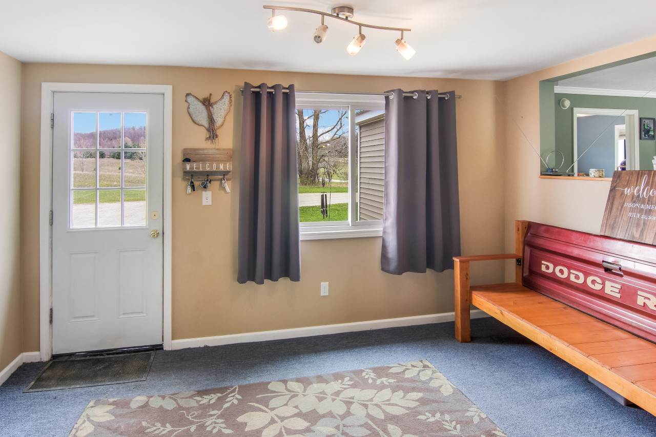 3197 Kidder Road East Jordan, MI 49727 - Photo 5 of 27 1886227-4.JPG