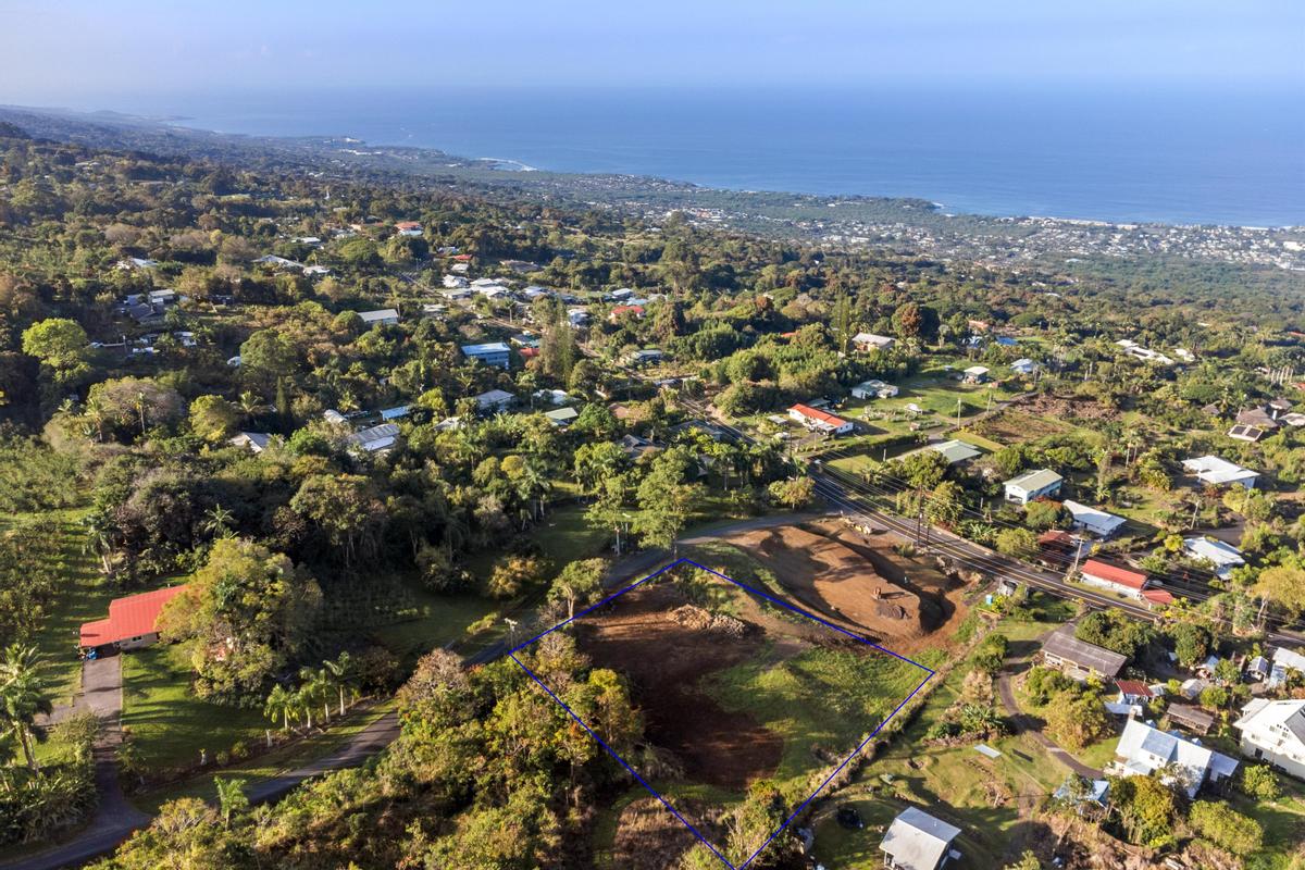 76-1015 Lot 2-a-2 Waiono Ranch Road Holualoa, HI 96725 - Photo 18 of 29 an aerial view of residential houses with city and lake view