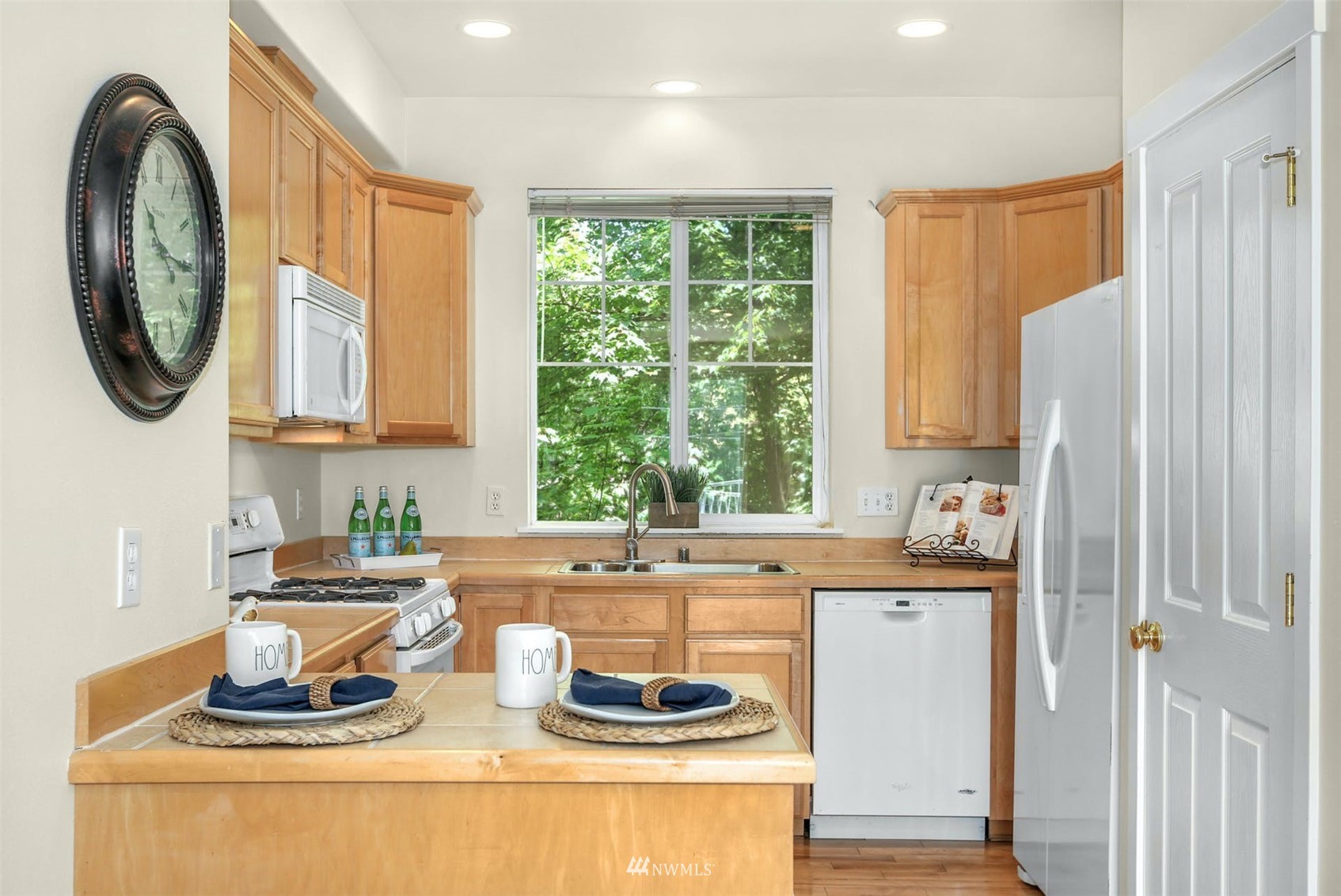 13005 Northeast 182nd Place, Unit B Bothell, WA 98011 - Photo 13 of 29 Gallery Image 13