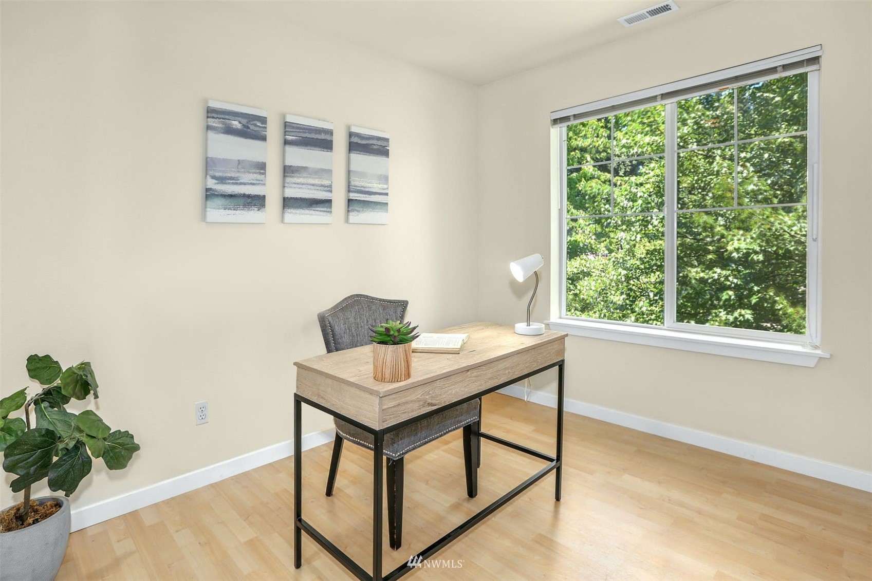 13005 Northeast 182nd Place, Unit B Bothell, WA 98011 - Photo 22 of 29 Gallery Image 22
