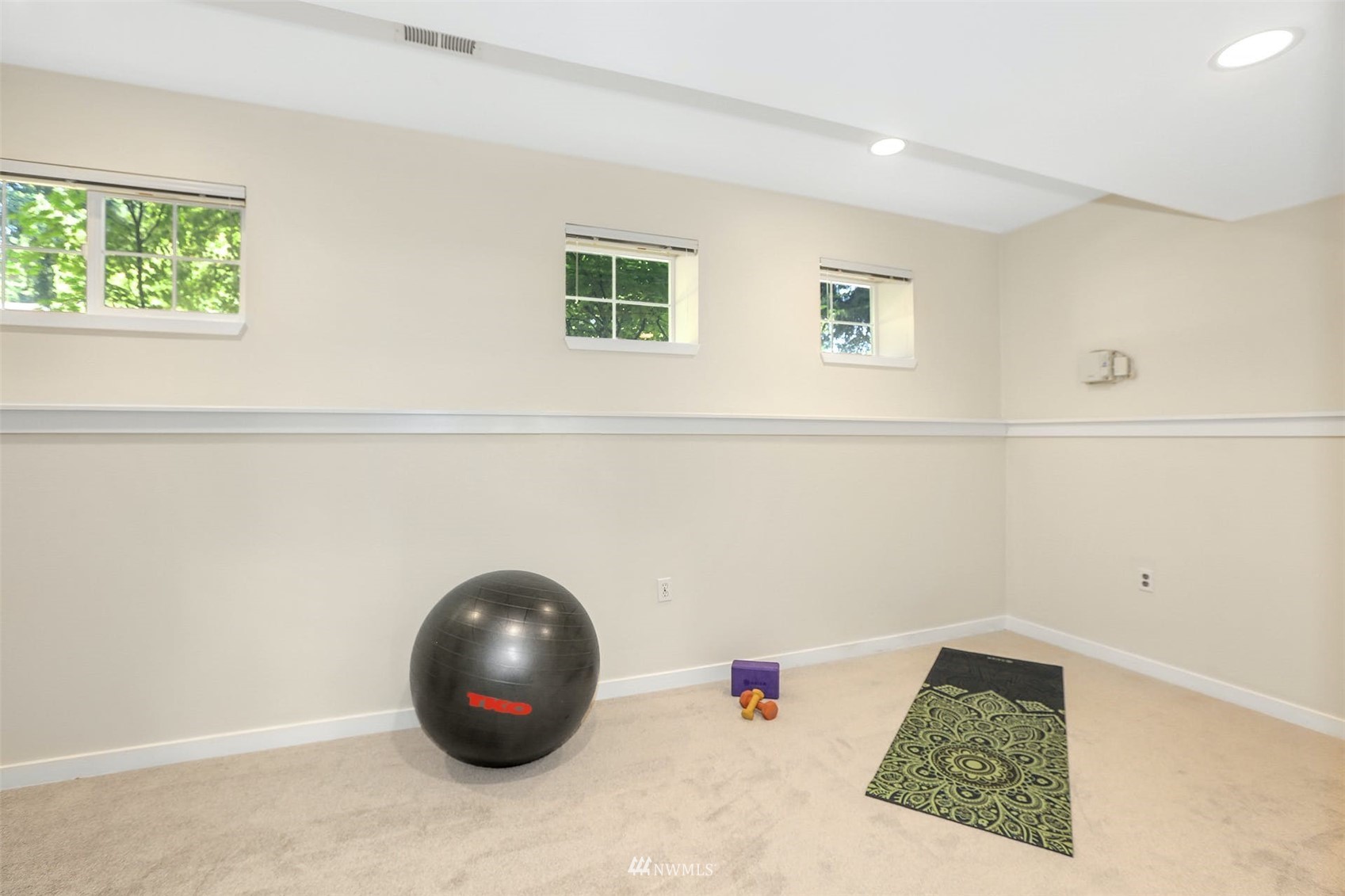 13005 Northeast 182nd Place, Unit B Bothell, WA 98011 - Photo 25 of 29 Gallery Image 25