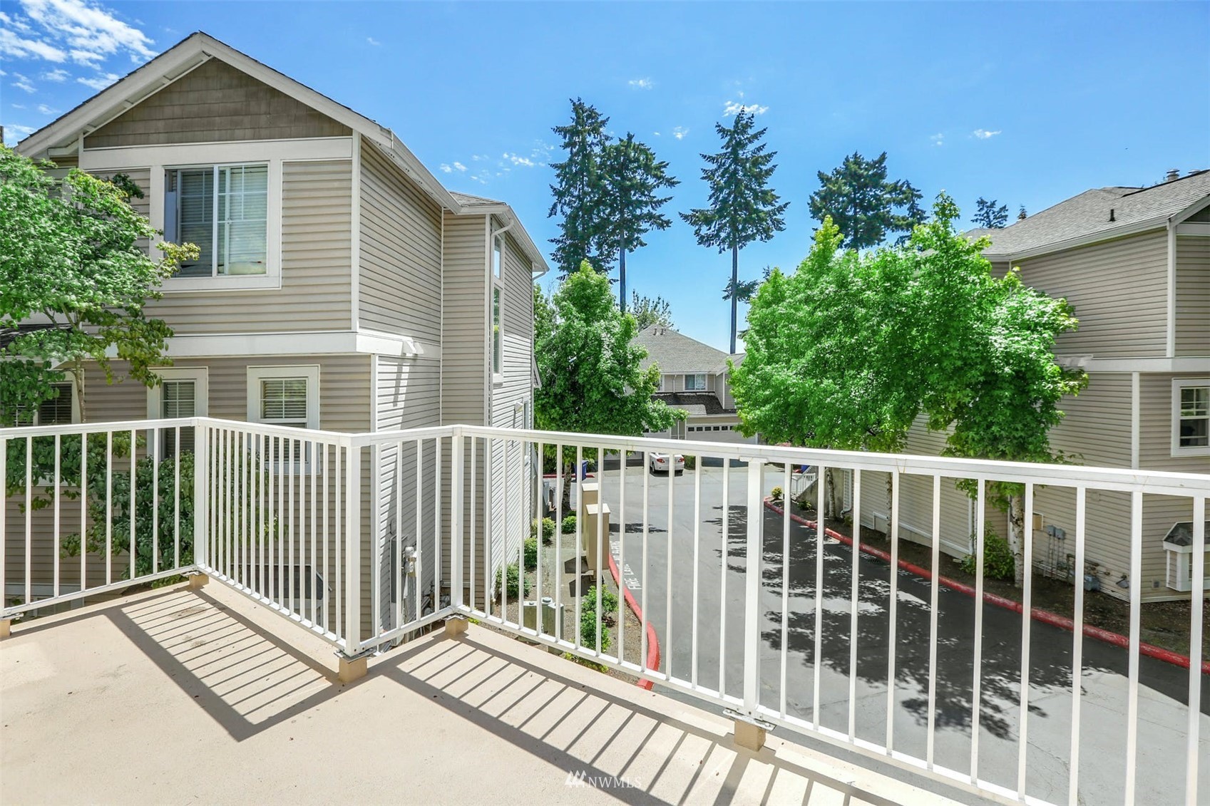 13005 Northeast 182nd Place, Unit B Bothell, WA 98011 - Photo 26 of 29 Gallery Image 26