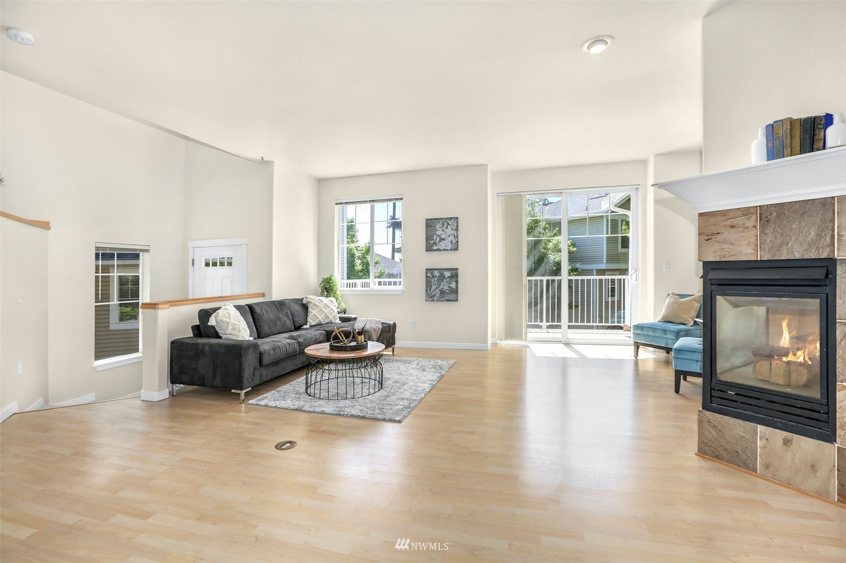 13005 Northeast 182nd Place, Unit B Bothell, WA 98011 - Photo 7 of 29 Gallery Image 7