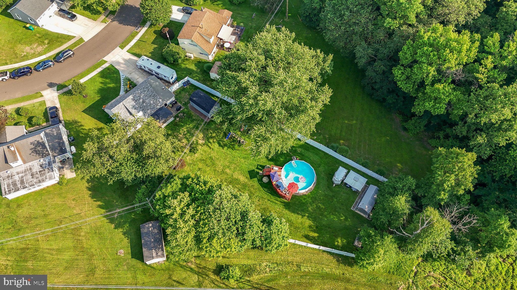 35 Long Loop Road Levittown, PA 19056 - Photo 34 of 38 Gallery Image 34