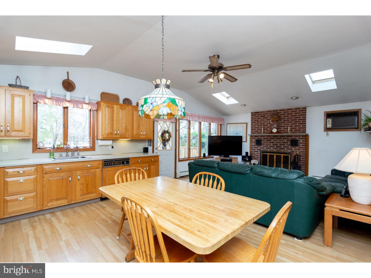 629 Sherman Road Springfield, PA 19064 - Photo 15 of 21 Family Room