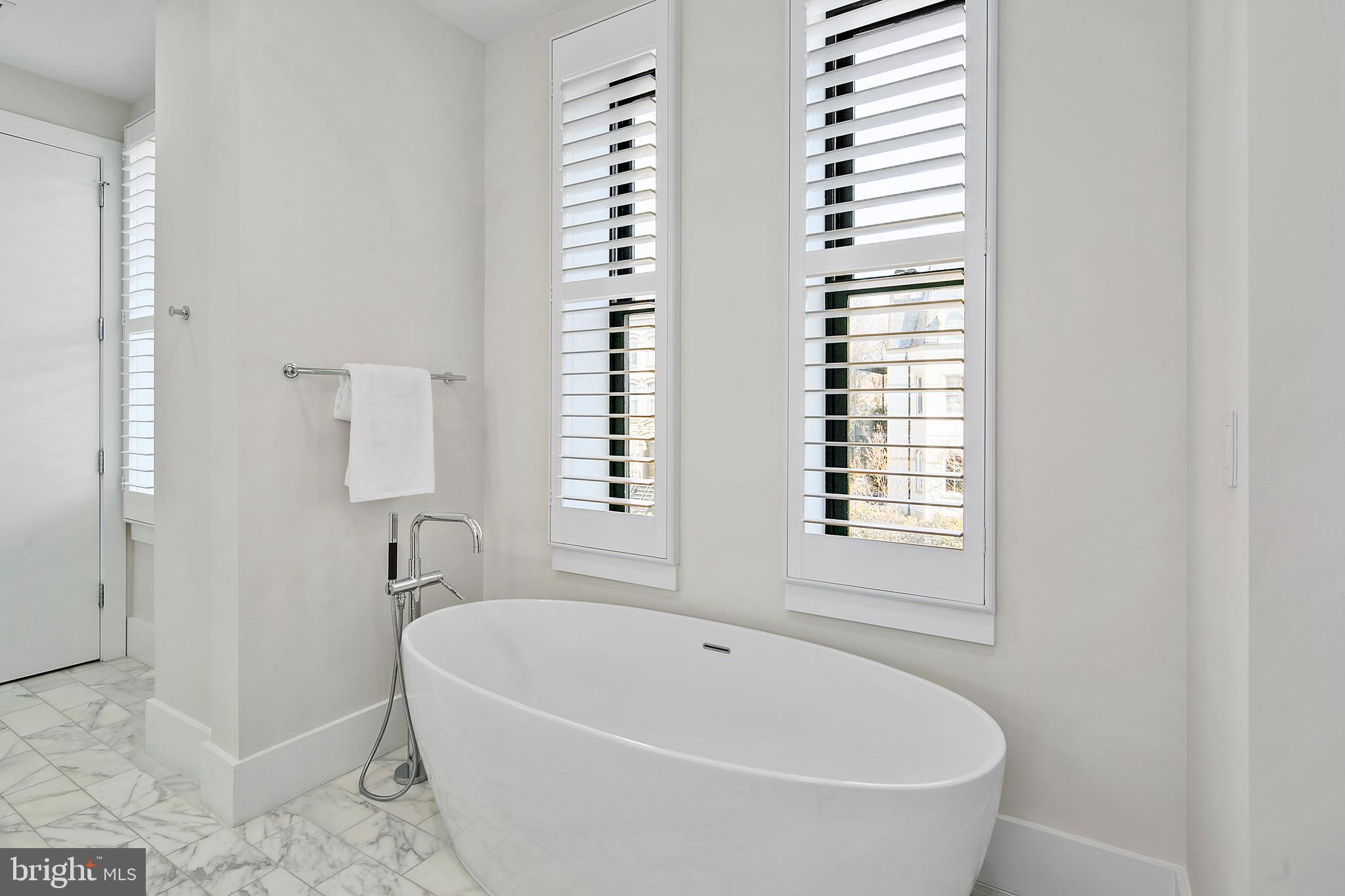 1600 13th Street Northwest, Unit A Washington, DC 20009 - Photo 21 of 44