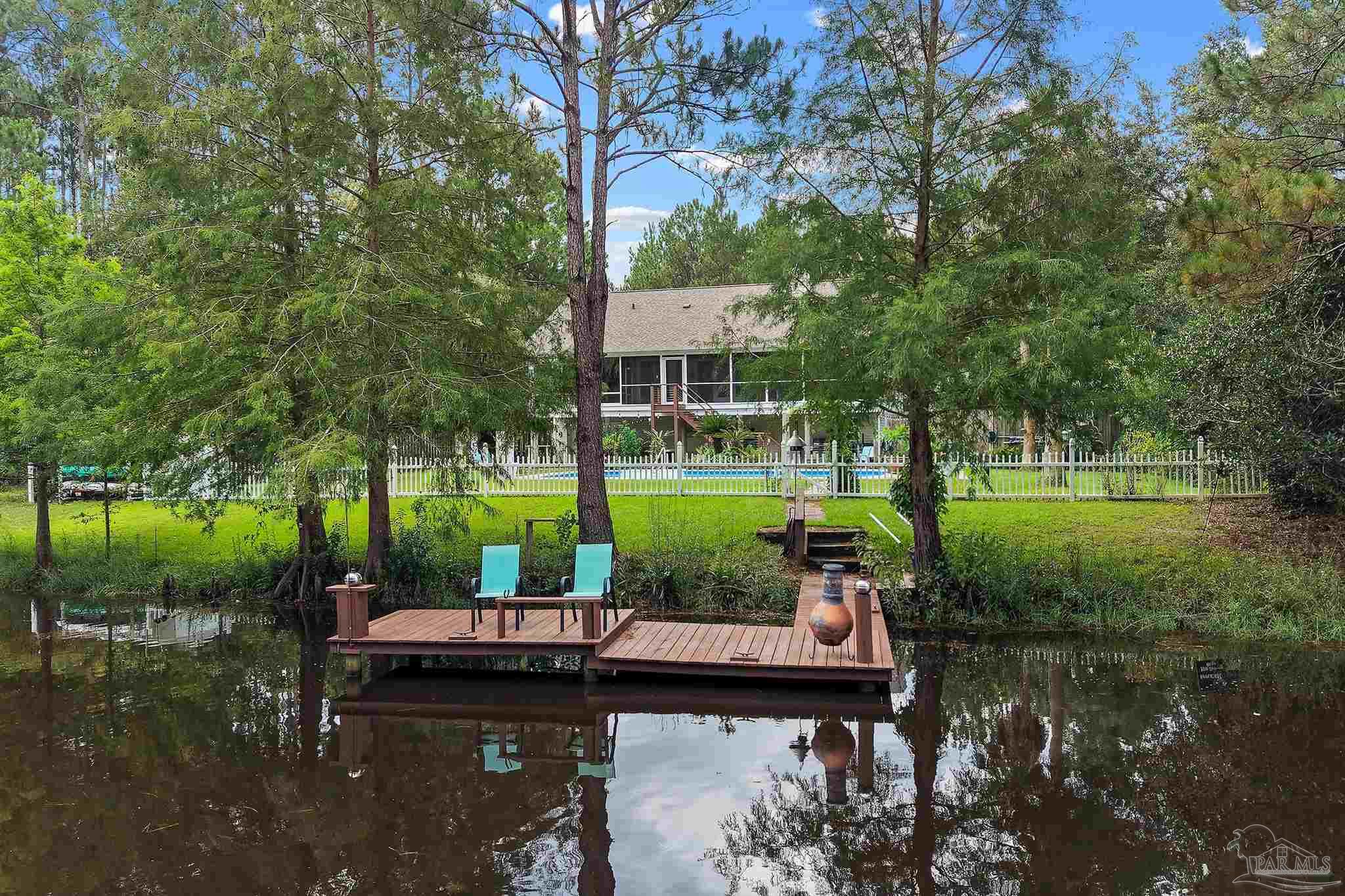 8132 Glenview Road Milton, FL 32583 - Photo 9 of 48