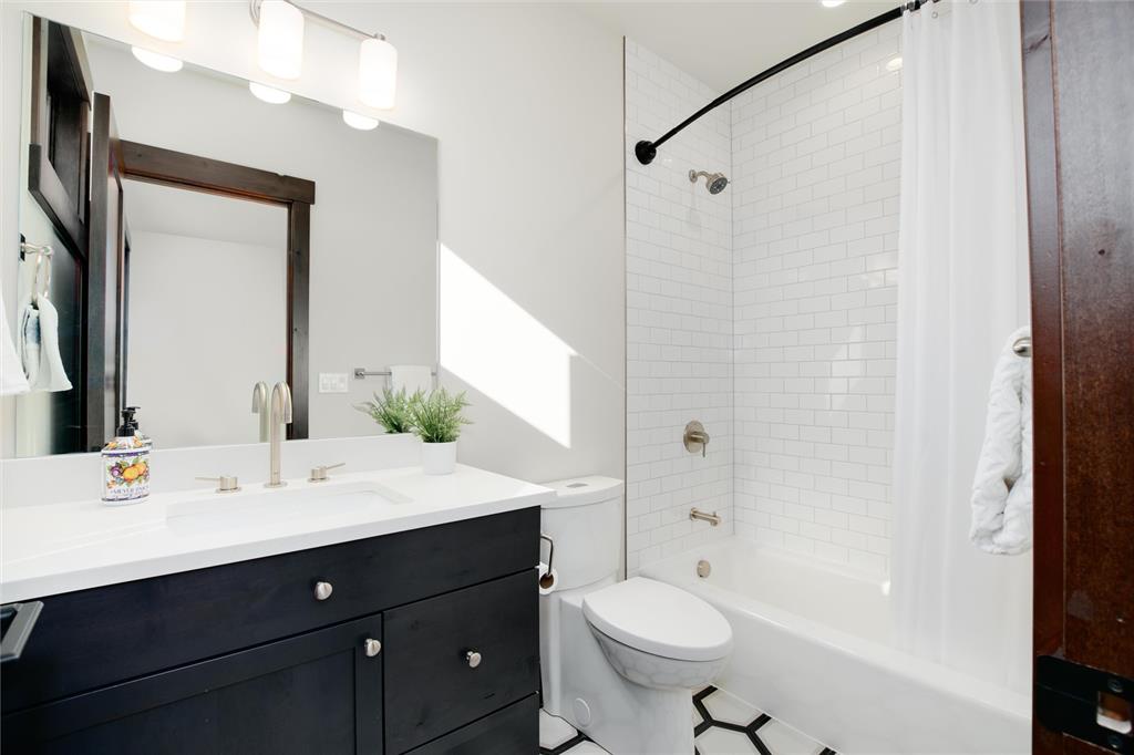 55 Glazer Trail Silverthorne, CO 80498 - Photo 20 of 35 a bathroom with a sink a toilet and shower