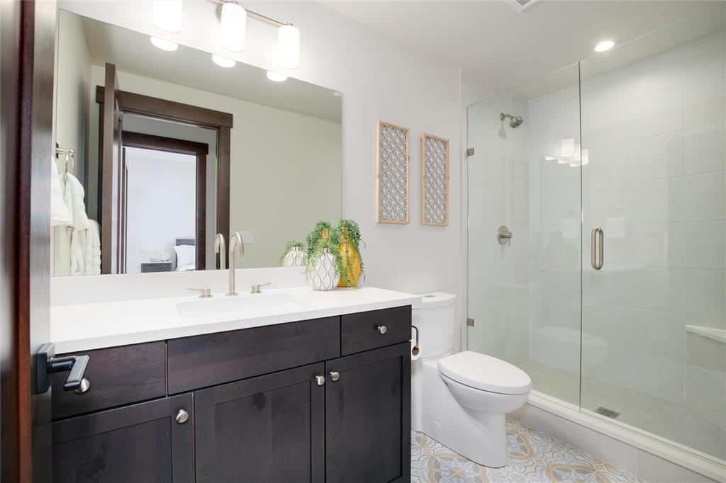 55 Glazer Trail Silverthorne, CO 80498 - Photo 26 of 35 a bathroom with a sink a toilet and shower
