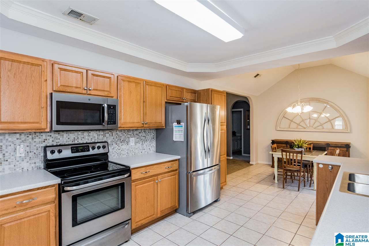 121 Star View Circle Alabaster, AL 35007 - Photo 11 of 32